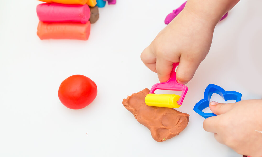 How To Make Playdough At Home? Easy Cooked, Uncooked, Cornstarch DIY
